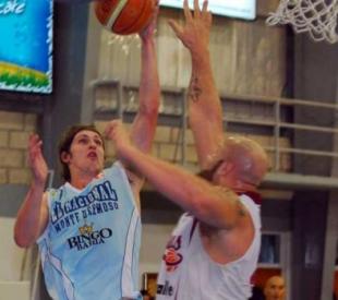 Lanus cerr� mejor y la serie est� empatada