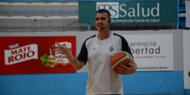 Ober� se viste de Super 4