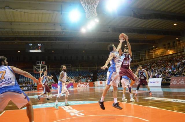 Comunicaciones y Uni�n pasaron la escoba