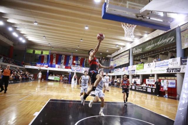 Sur: Noche de locales