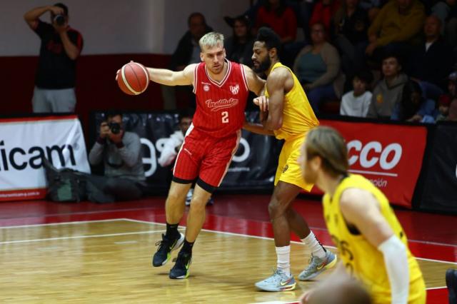 Obras se queda con un partidazo y lidera la serie