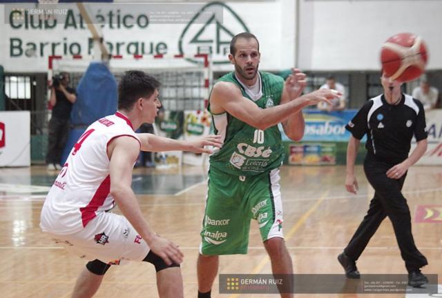 Barrio Parque comenz� el torneo con una victoria