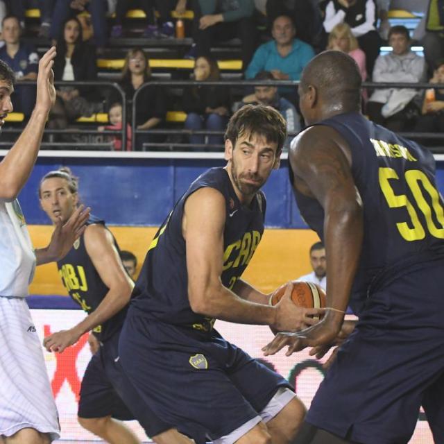 Sale del asedio